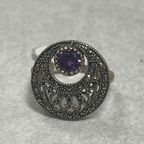 Handmade Sterling Silver Purple Stone Ring - Picture 4 of 5
